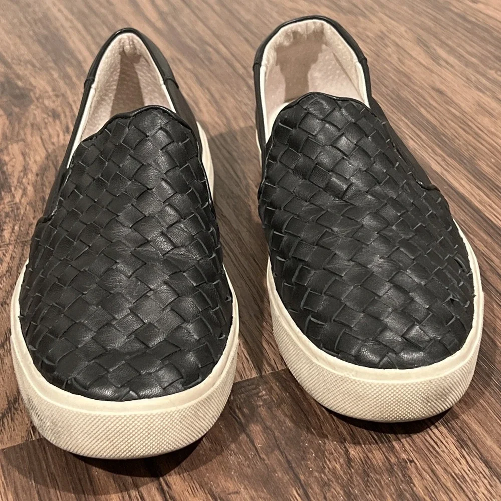 Women's Sam Edelman Eda Shoes Size 7 Black Leather Slip On Sneakers Loafers EUC